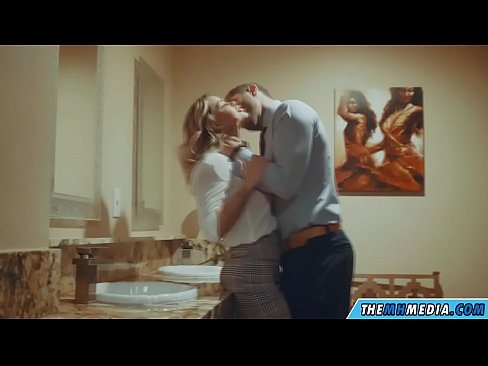 ❤️ Kui rinnakas blondiin võrgutab sind avalikus tualettruumis ❤❌ Porno fb at porn et.bladesoul.top